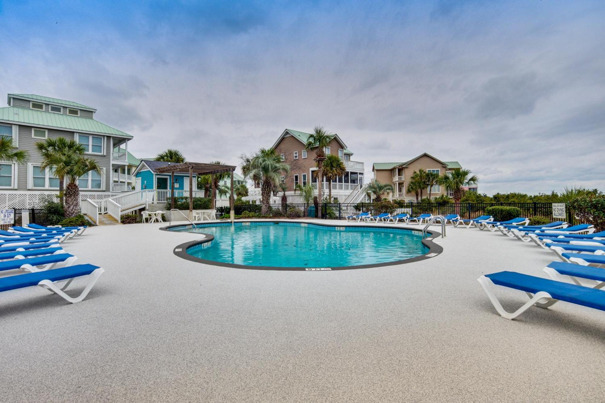 Ocean-View Saint Helena Island Condo - Pool Access Oceanmarsh Subdivision Kültér fotó
