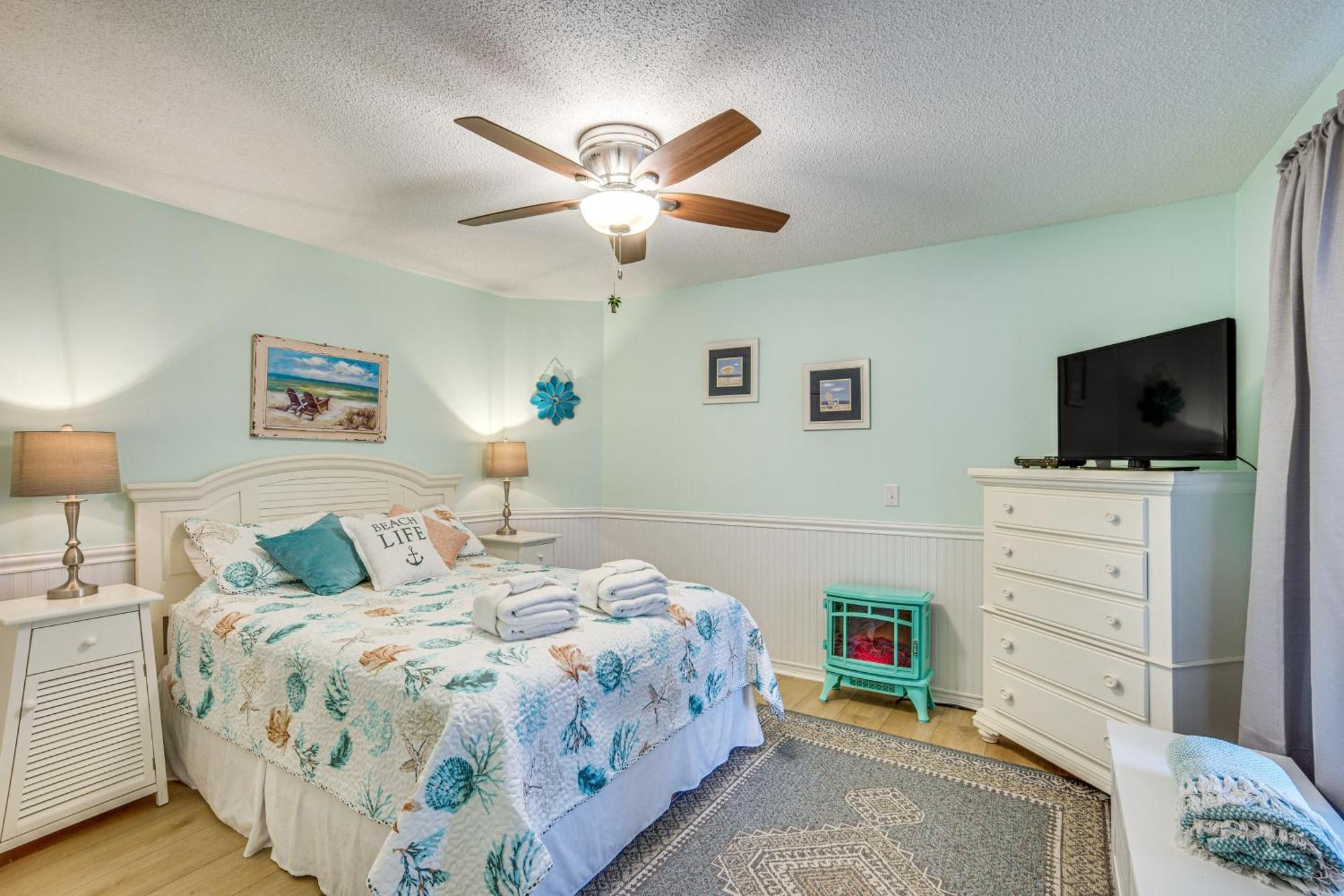 Ocean-View Saint Helena Island Condo - Pool Access Oceanmarsh Subdivision Kültér fotó